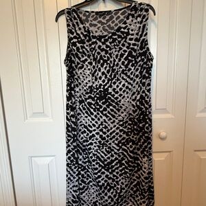 Apt. 9 Black and Gray Patterned Midi Dress